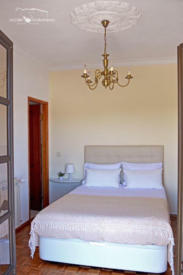 Alecrim Rosmaninho Guest House พินเญล ภายนอก รูปภาพ