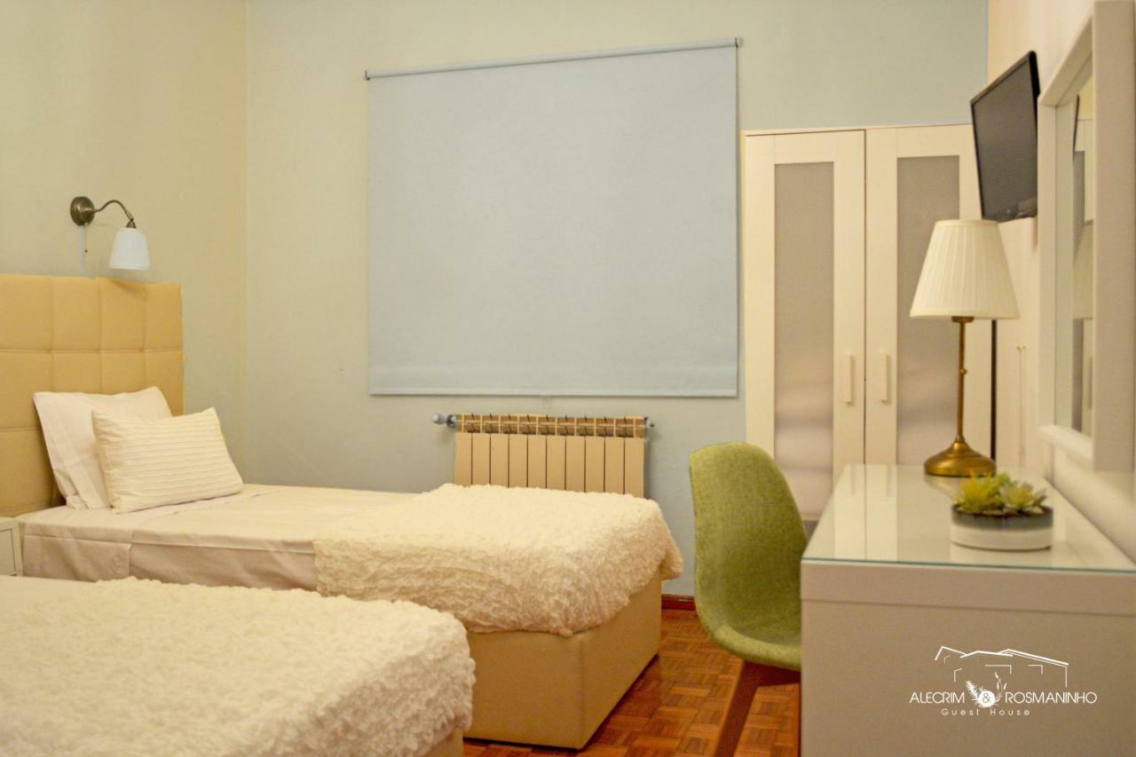Alecrim Rosmaninho Guest House พินเญล ภายนอก รูปภาพ