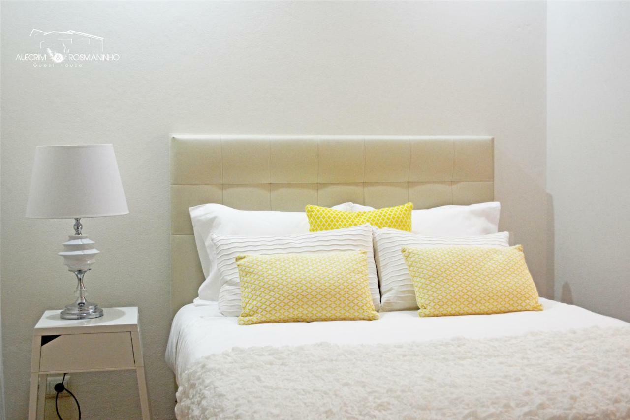Alecrim Rosmaninho Guest House พินเญล ภายนอก รูปภาพ