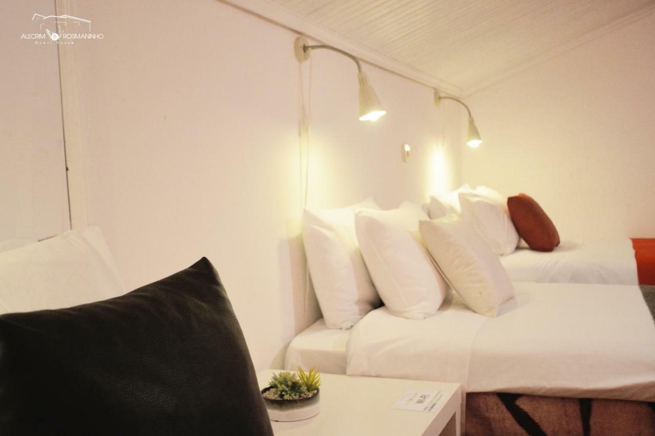 Alecrim Rosmaninho Guest House พินเญล ภายนอก รูปภาพ